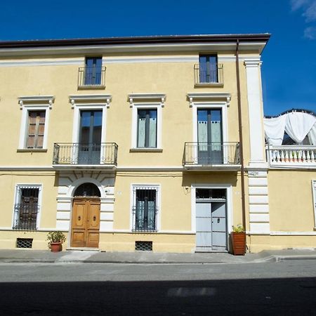 Bed and Breakfast Palazzo Scura Vaccarizzo Albanese Exteriér fotografie